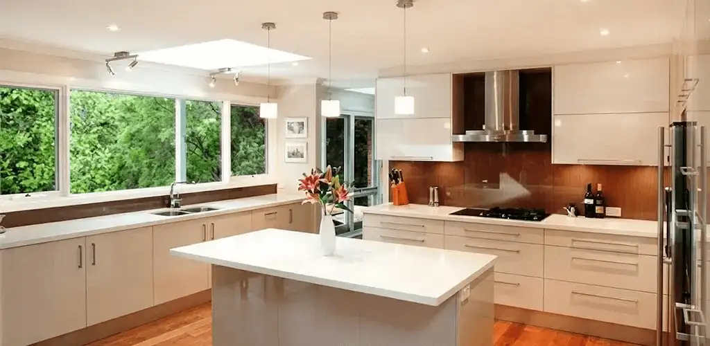 Kitchen cabinet refacing and remodel results in a modern kitchen in Akron, OH